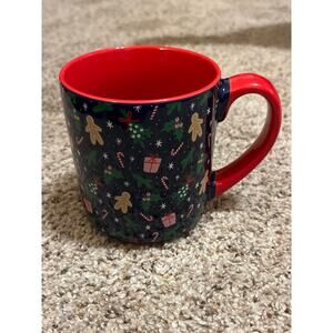 10 Strawberry Street Christmas Holiday Mug Candy Canes Holly Berries Gingerbread
